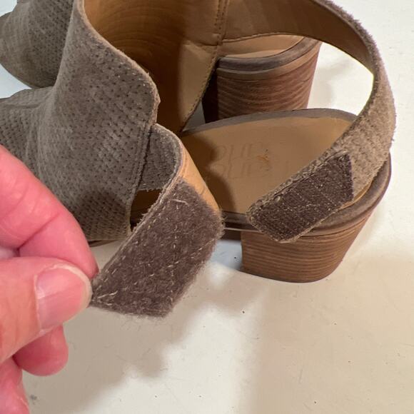FRANCO SARTO Leather Suede Tan Brown Open Toe 3" Block Heels size 7.5 - Picture 9 of 9